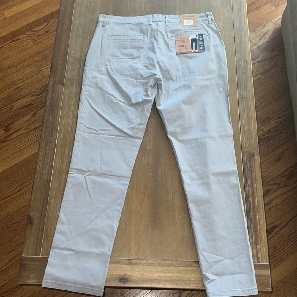 Weatherproof vintage chinos. Light grey. NWT - Picture 6 of 6